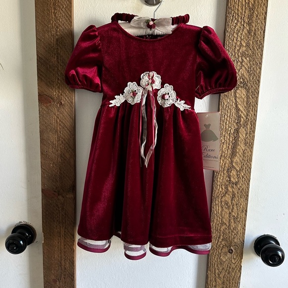 NEW Vintage Rare Editions Layered Velvet Tulle Holiday Dress with Hair Accessory